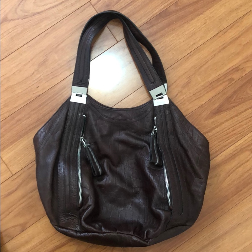 B Makowsky brown leather bag